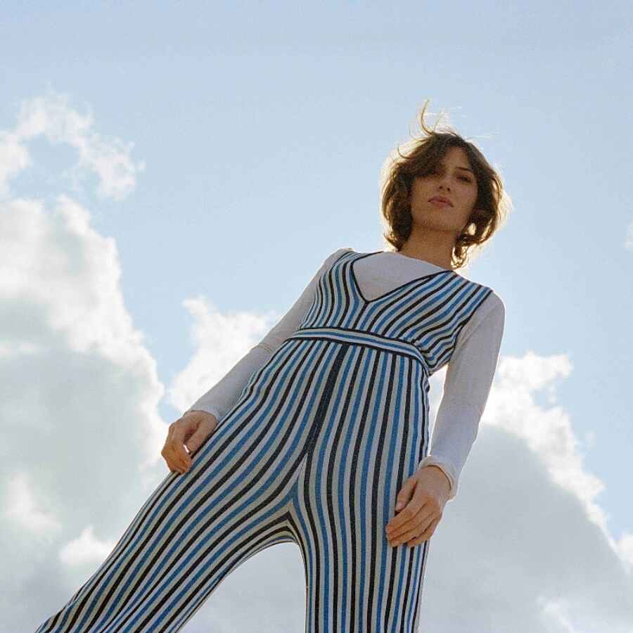Aldous Harding reveals one-off single 'Old Peel'