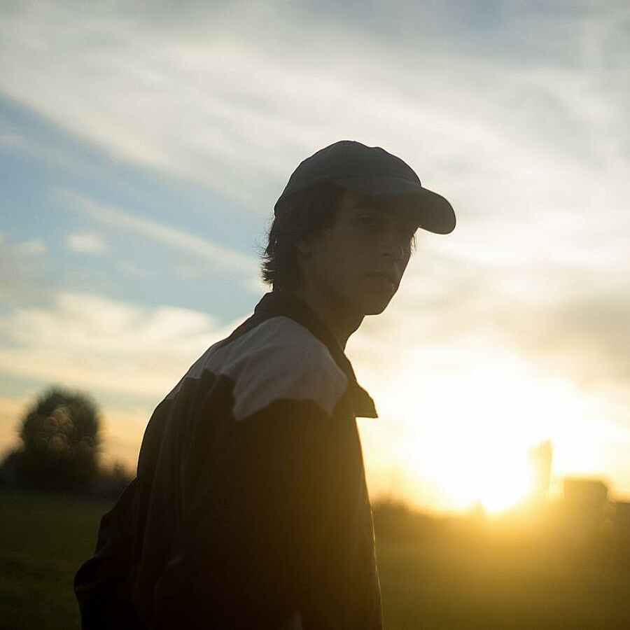 (Sandy) Alex G shares two new tracks and announces UK tour