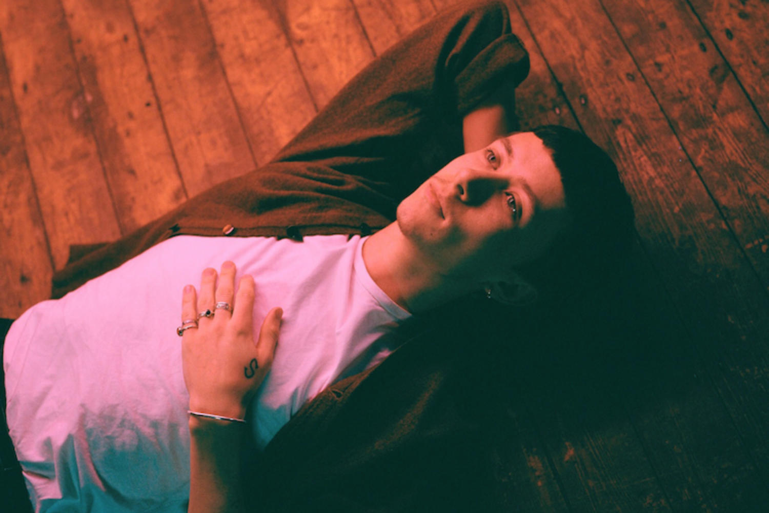 Alex Burey shares new single ‘Waiting On Tomorrow’