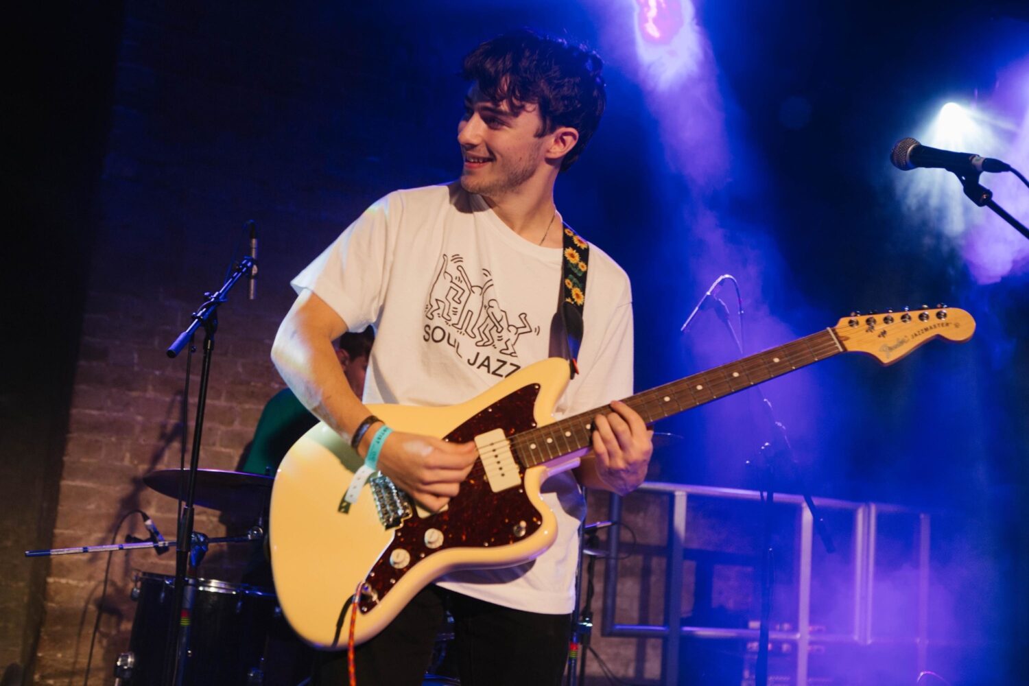 Alfie Templeman, KennyHoopla, Baby Queen and more to play Barn On The Farm 2021