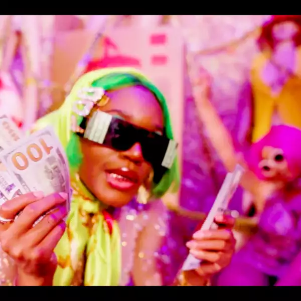 Amaarae releases ‘Sad Girlz Luv Money' video
