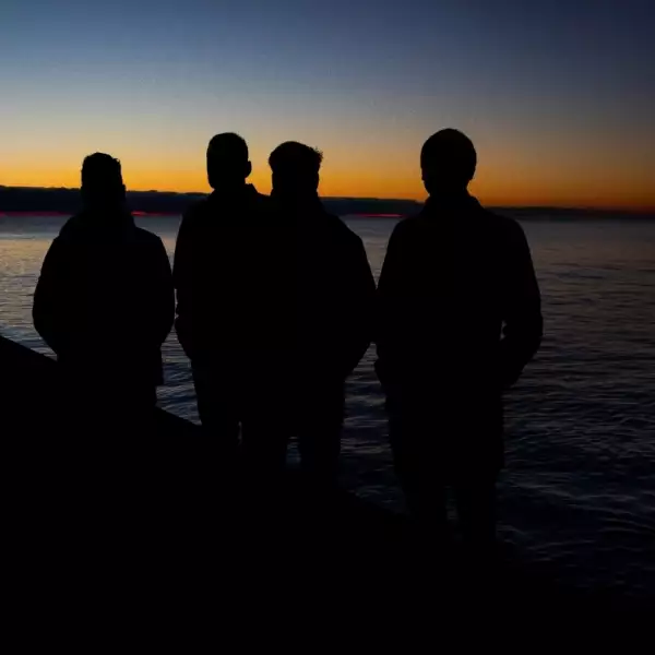 American Football recruit Hayley Williams for ‘Uncomfortably Numb’