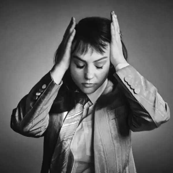 Angel Olsen reveals 'Alive and Dying (Waving, Smiling)'