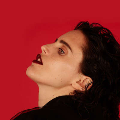 Anna Calvi announces ‘Hunted’, a reworking of 2018’s ‘Hunter’