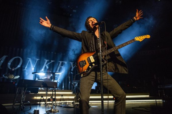 Arctic Monkeys unleash live video of 'Arabella'