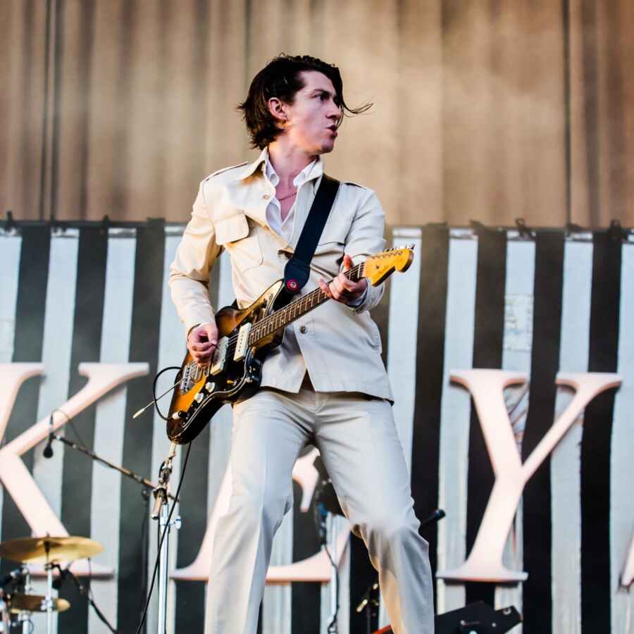 Watch Arctic Monkeys kick off UK tour and play 'Dancing Shoes' for first time since 2014