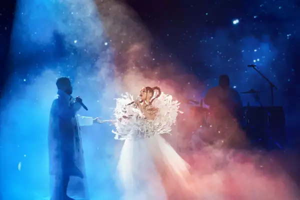 Ariana Grande and Kid Cudi share 'Just Look Up'
