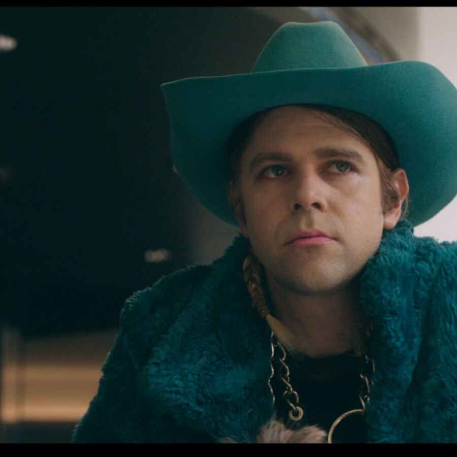 Ariel Pink airs ‘Put Your Number In My Phone’ video, confirms live dates