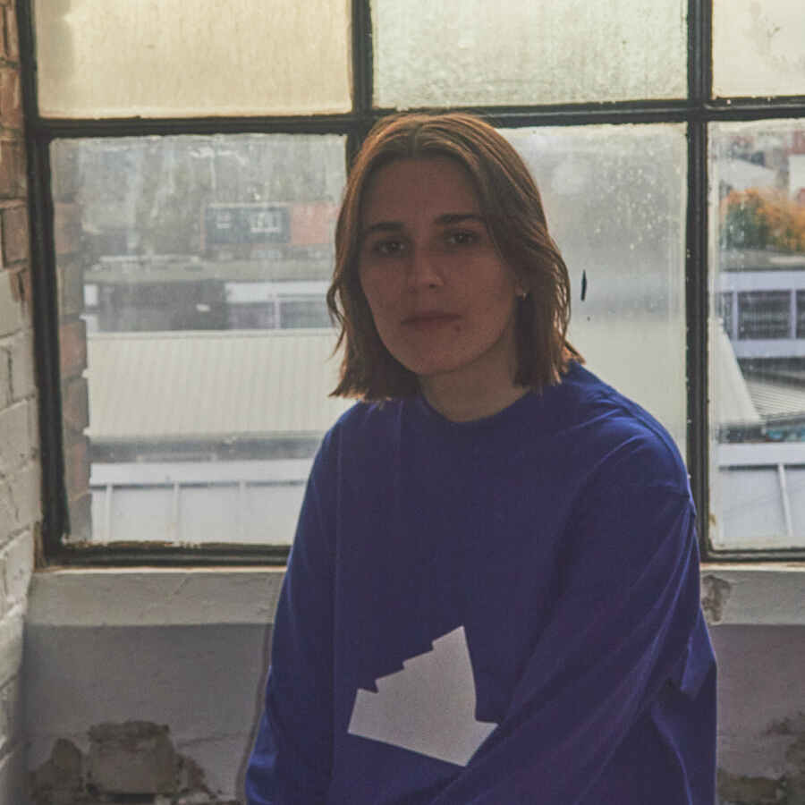 Art School Girlfriend returns with new single 'A Place To Lie'