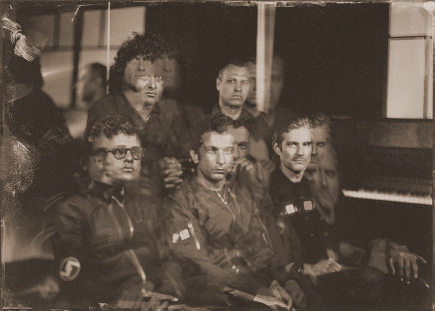Watch At The Drive In play ‘Hostage Stamps’ and ‘Call Broken Arrow’ on Kimmel