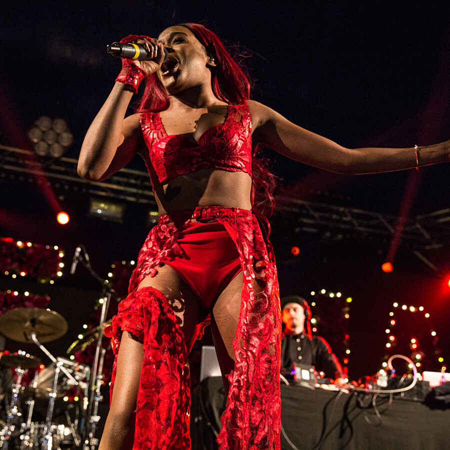 Azealia Banks links up with Fall Out Boy on ‘The Kids Aren’t Alright’ remix