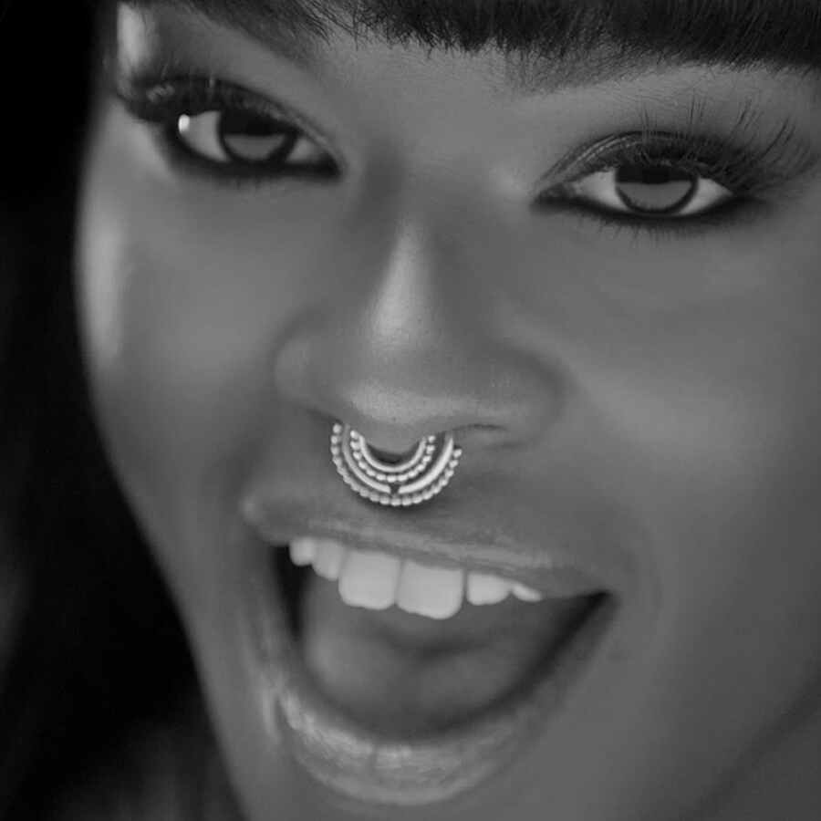 Azealia Banks airs new ‘Chasing Time’ video
