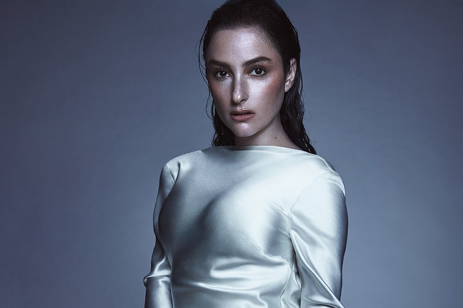 BANKS reveals new track 'Skinnydipped'