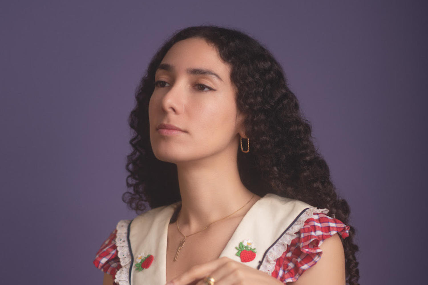 Bedouine shares ‘Echo Park’