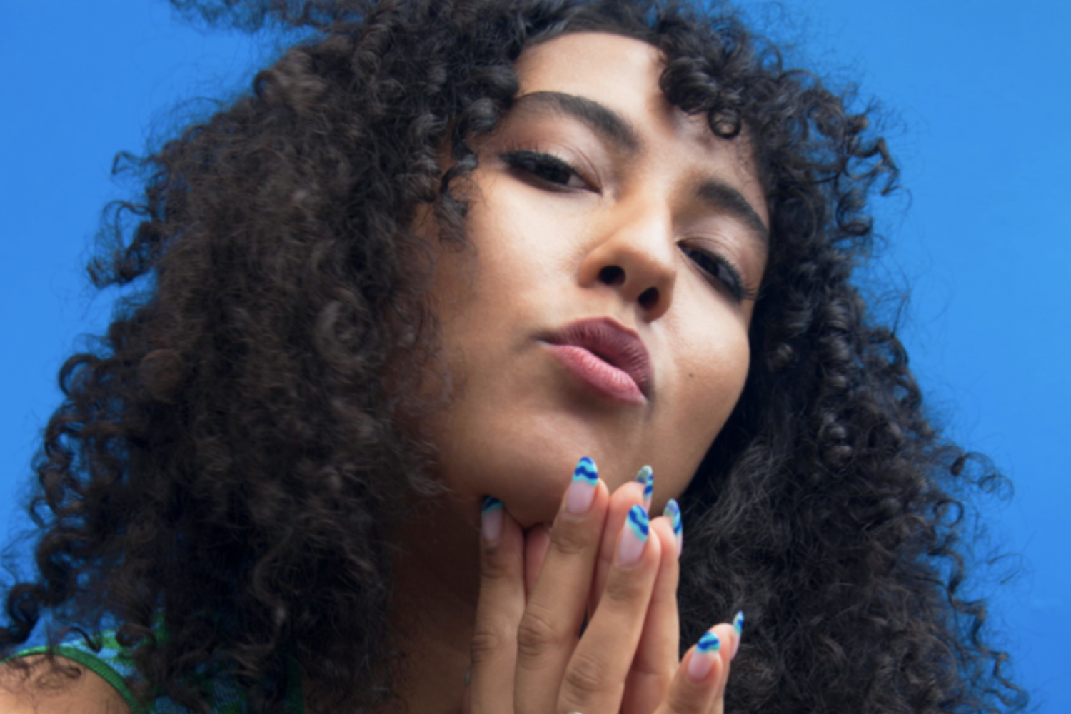 Berry Galazka makes her introduction with 'Man Can't Hang'