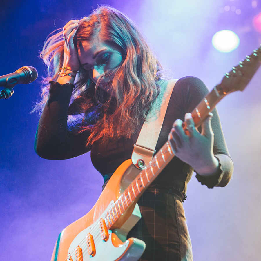 Listen to Best Coast’s Nirvana cover and a new Wavves song