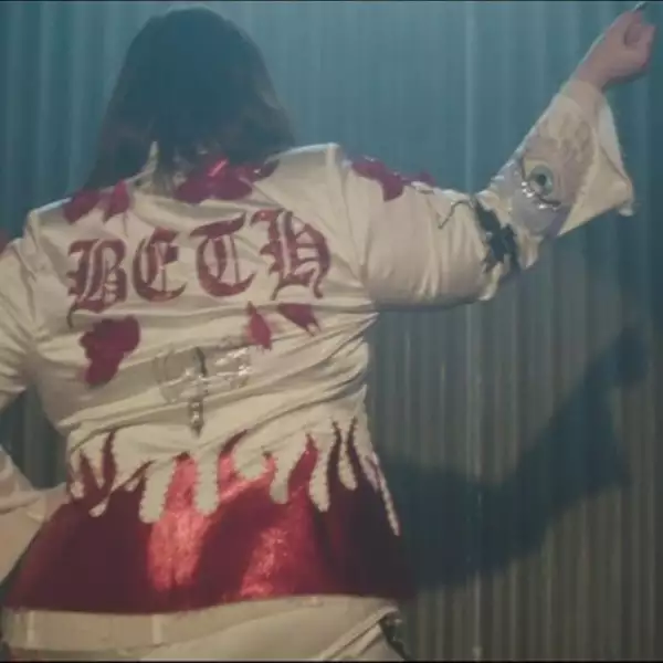 Beth Ditto has shared a new video for ‘Fire’
