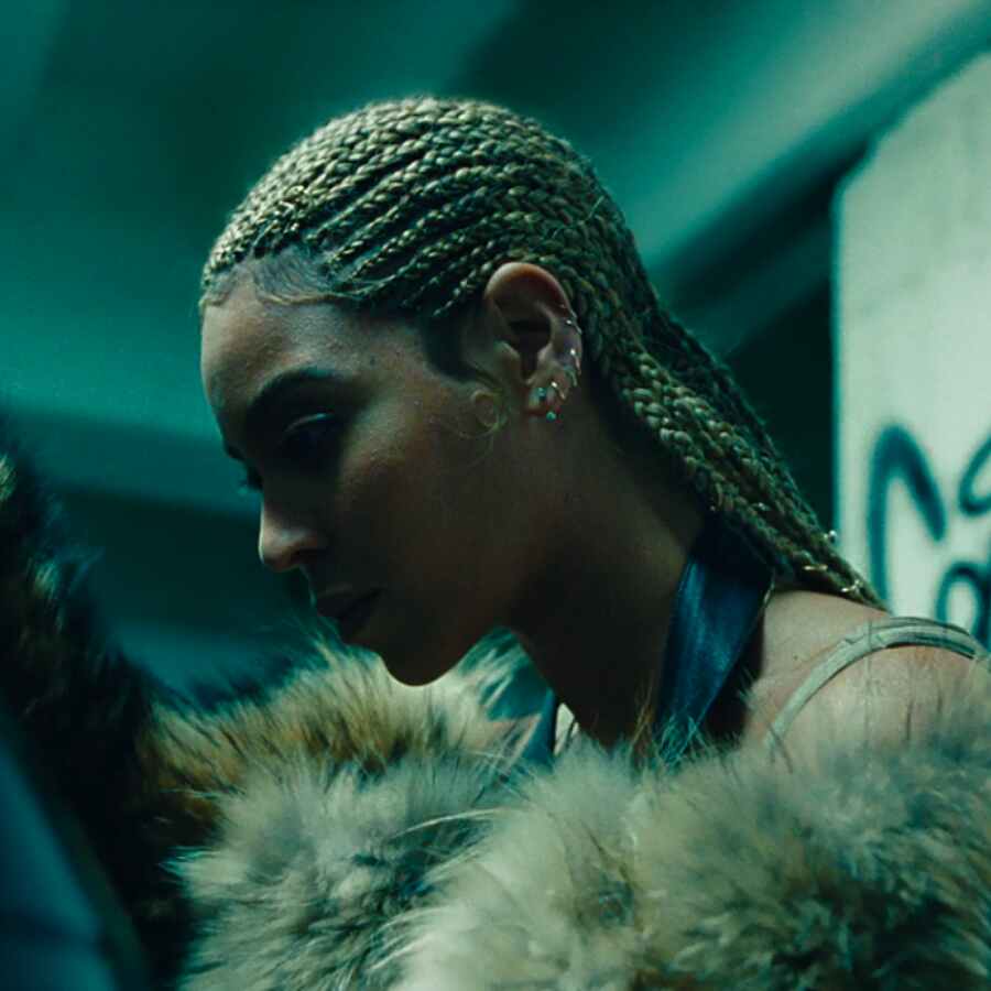 Beyoncé won’t be headlining Coachella 2017 anymore