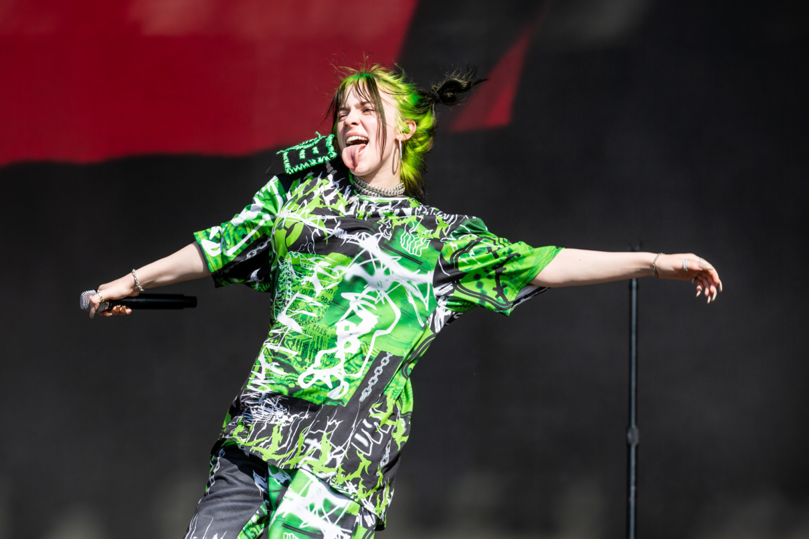 Billie Eilish rules Day 2 of Reading 2019
