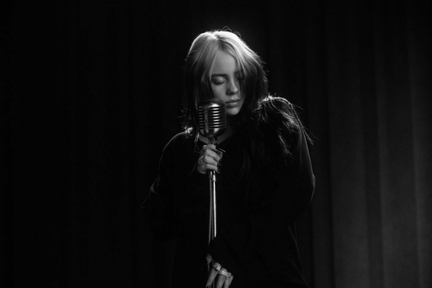 Billie Eilish reveals ‘No Time To Die’ video