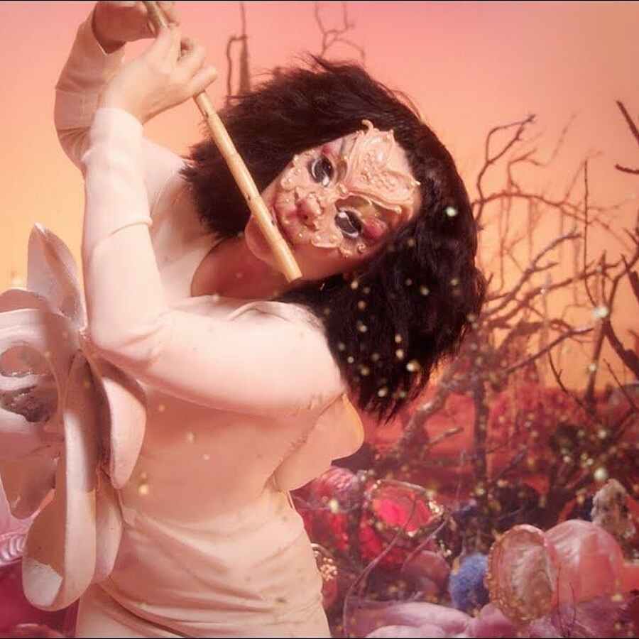 Björk shares a new video for ‘Utopia’
