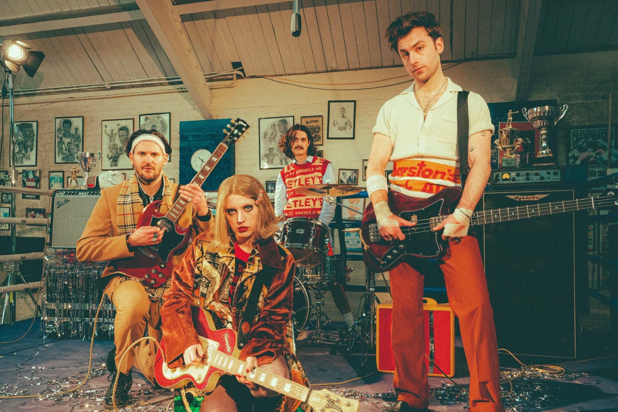 Black Honey return with new single 'Charlie Bronson' - Vimarsana News