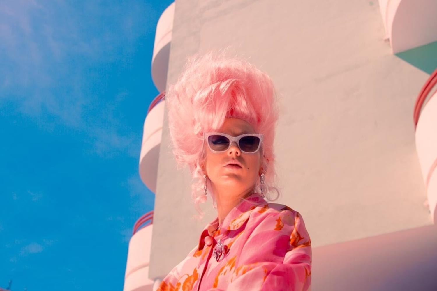 “We turned up with a wig in a flight case” - Black Honey talk their new ‘I Don’t Ever Wanna Love’ video