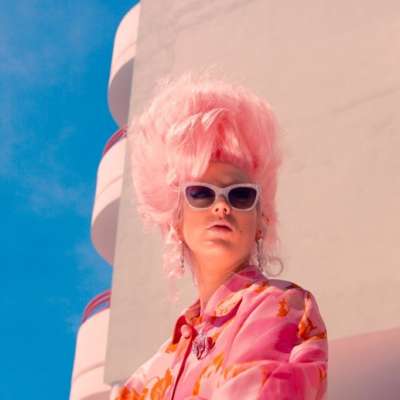 “We turned up with a wig in a flight case” - Black Honey talk their new ‘I Don’t Ever Wanna Love’ video