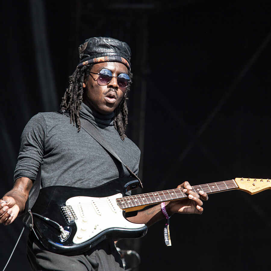 Blood Orange covered Neil Young's 'Heart Of Gold' at Coachella