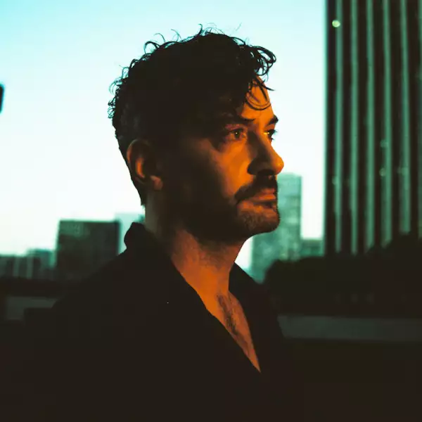 Bonobo reveals new single 'Tides' featuring Jamila Woods