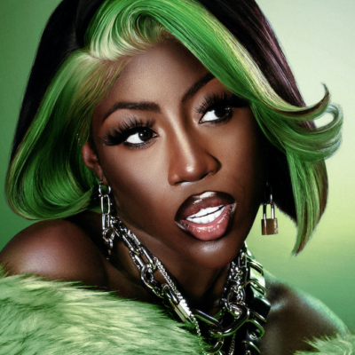Bree Runway reveals new bop 'HOT HOT'