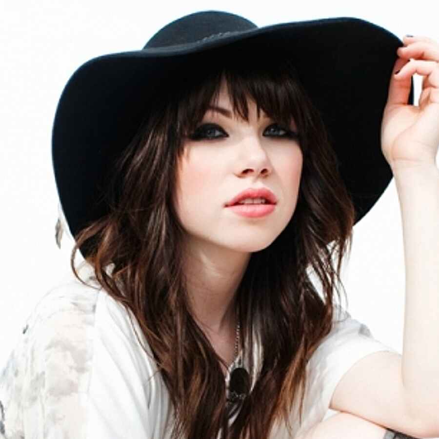 Carly Rae Jepsen hints at new music 