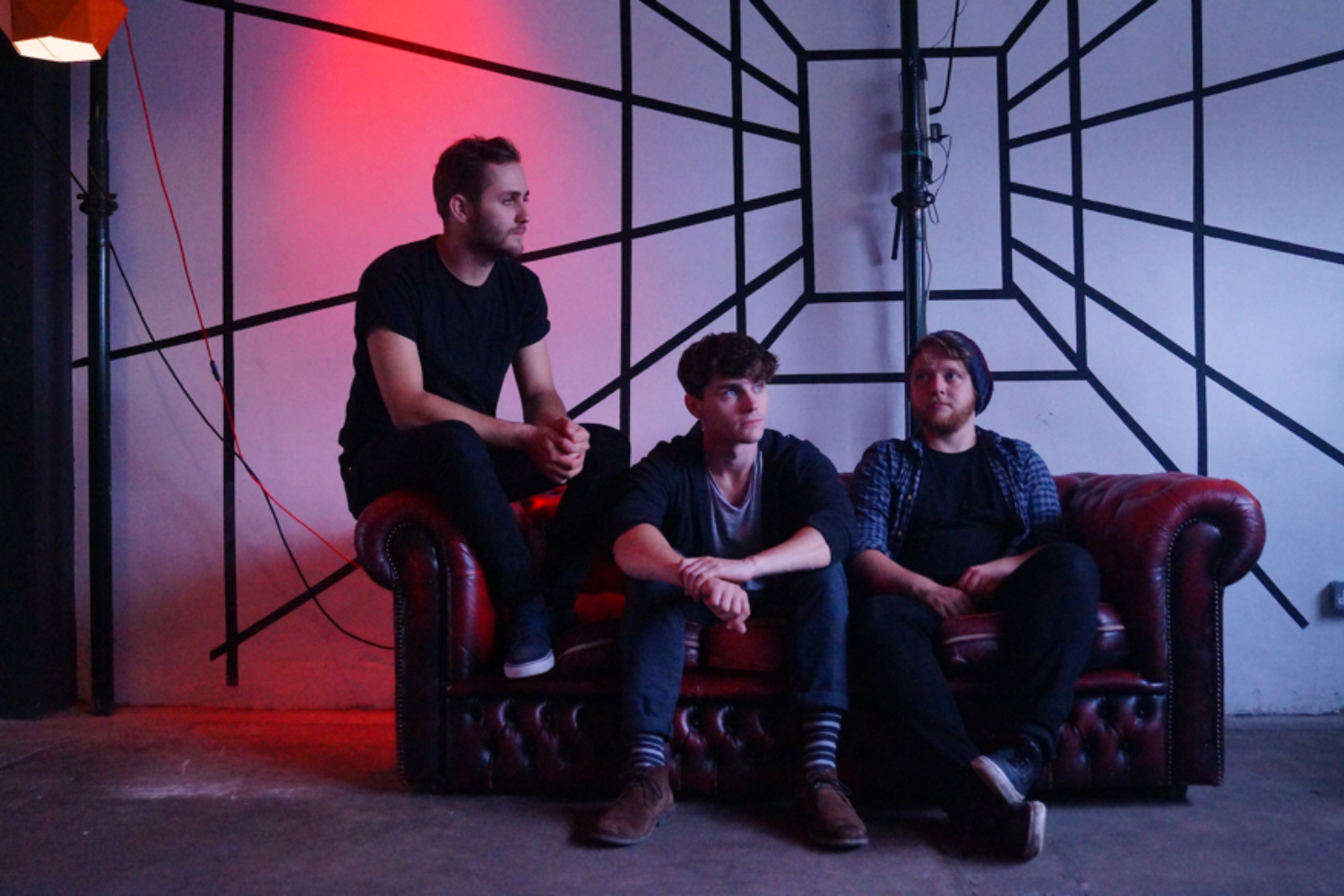 Caro unveil the shimmering scattershot beats of ‘Lick Your Lips’, alongside 3D-printed video
