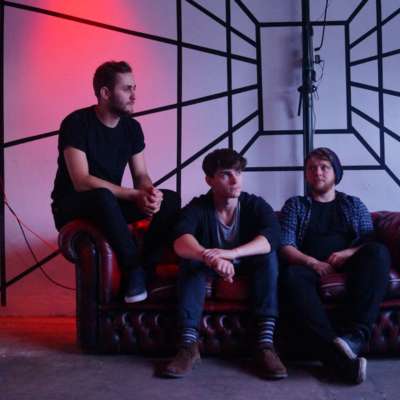 Caro unveil the shimmering scattershot beats of ‘Lick Your Lips’, alongside 3D-printed video