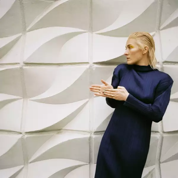 Cate Le Bon airs new track ‘The Light’