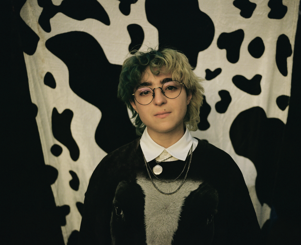 Claud releases new song ‘Cuff Your Jeans’
