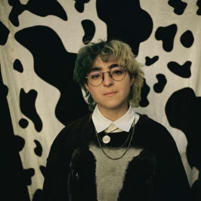 Claud releases new song ‘Cuff Your Jeans’