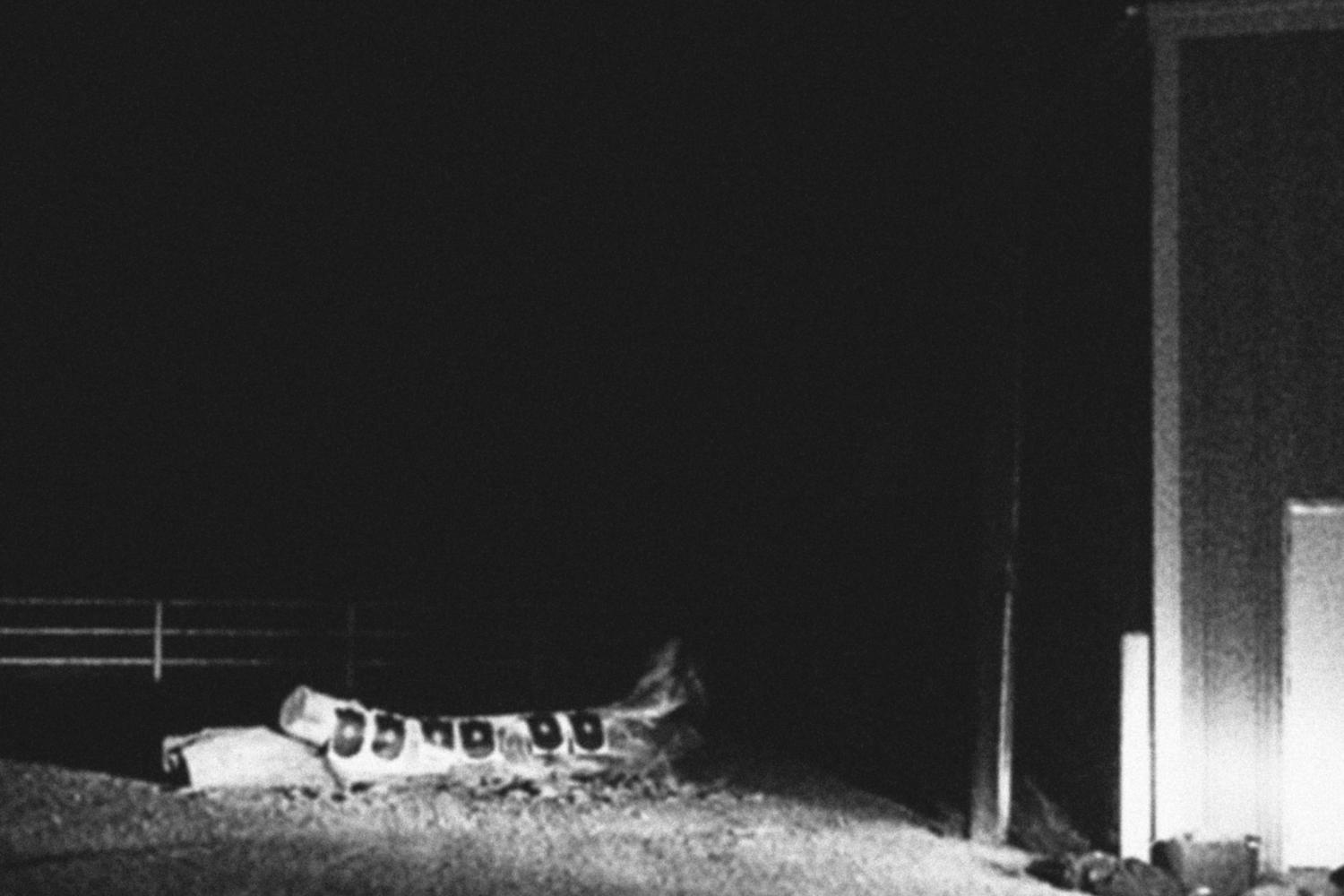 Cloud Nothings - Last Building Burning
