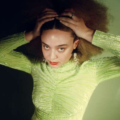 Connie Constance shares new single ‘Electric Girl’