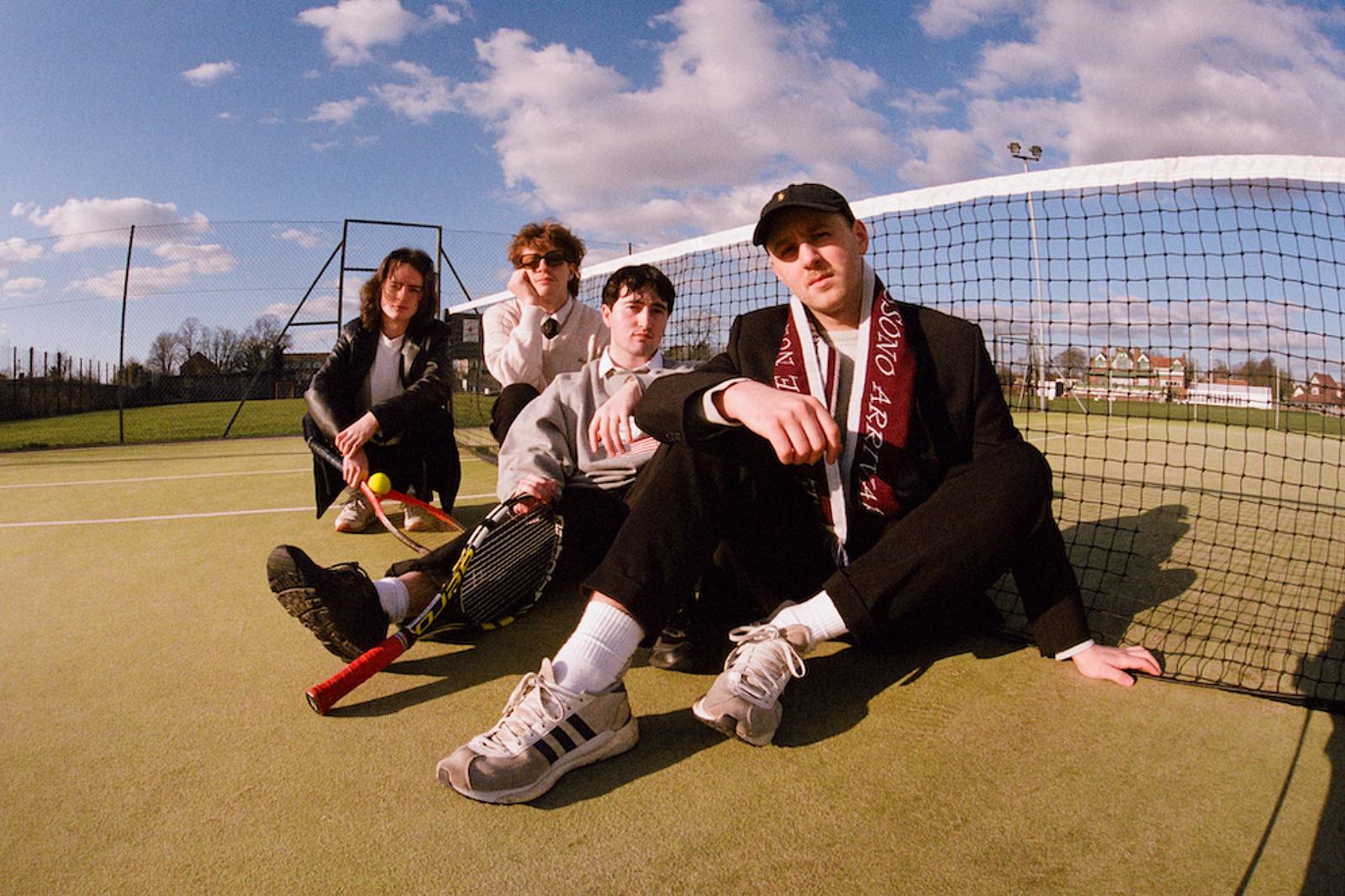 Courting drop new track 'Tennis'