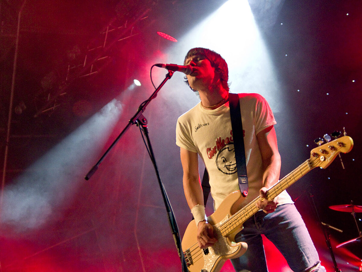 The Cribs post album update with Dave Grohl in the studio