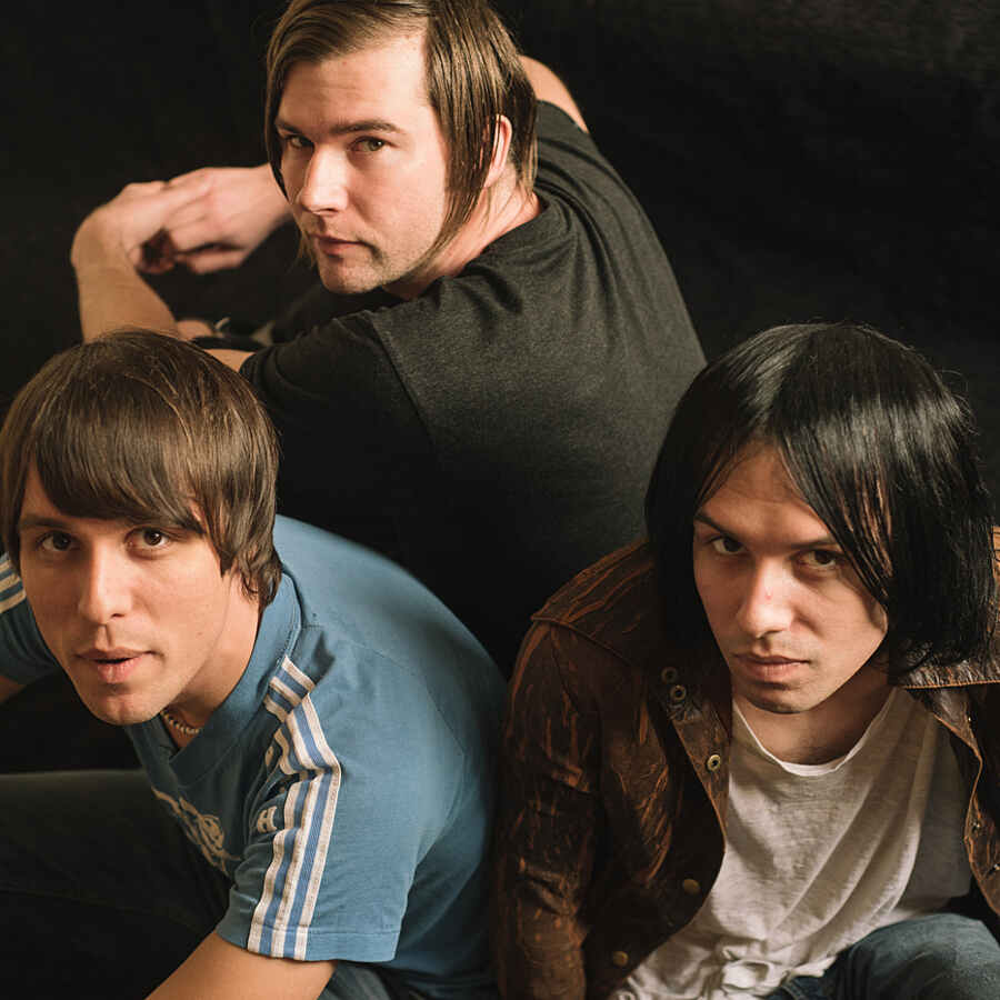 Despite "technical issues" The Cribs "really enjoyed" their Glasto show