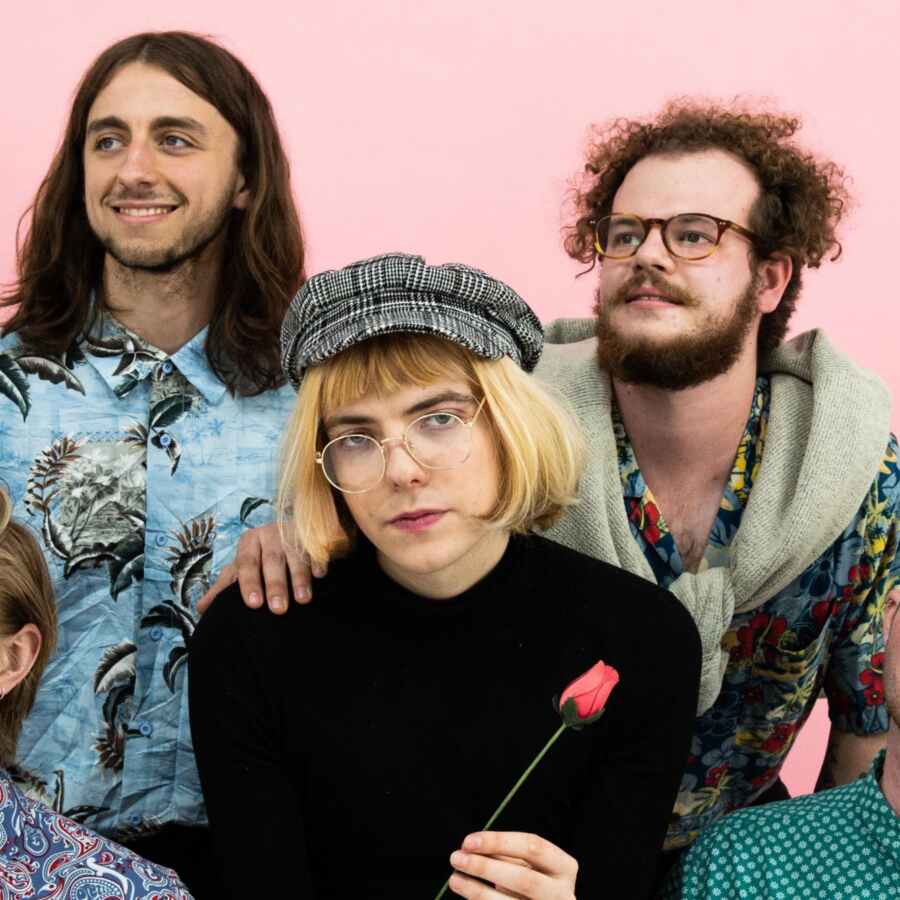 Brighton quintet DITZ deliver a deliciously uncompromising assault on ‘Seeking Arrangement’