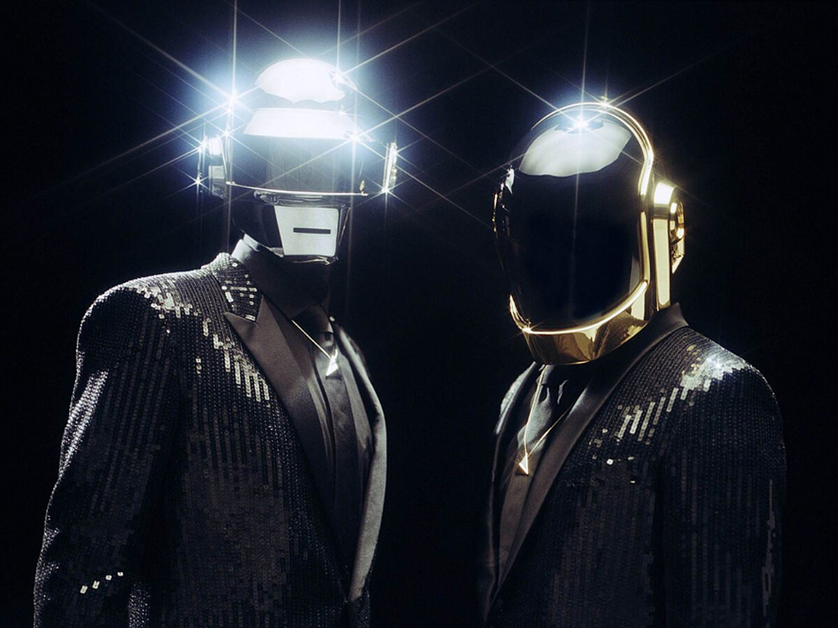 'Daft Punk Unchained' documentary trailer airs, featuring Kanye West