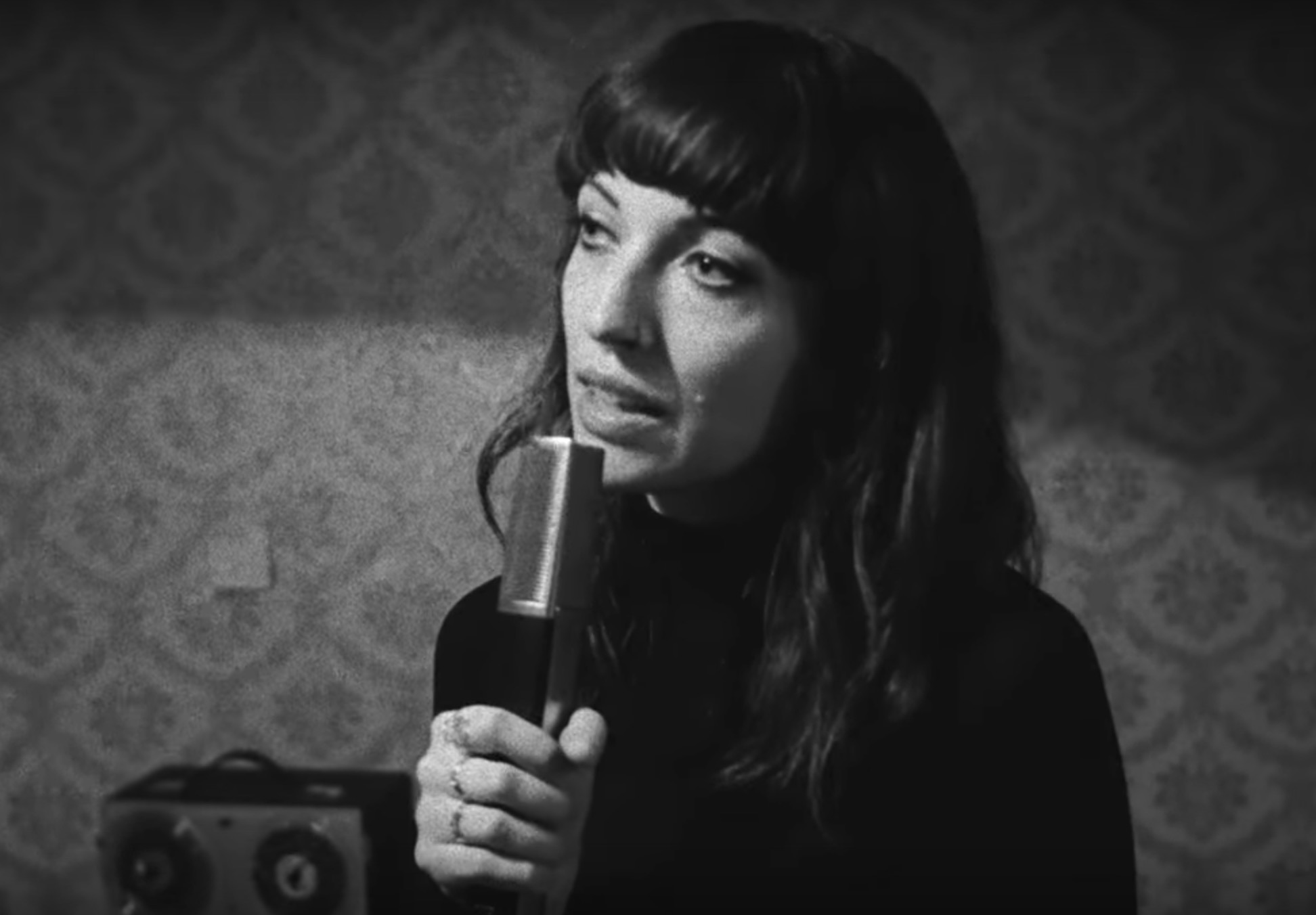 Daughter haunt hallways in ‘No Care’ video