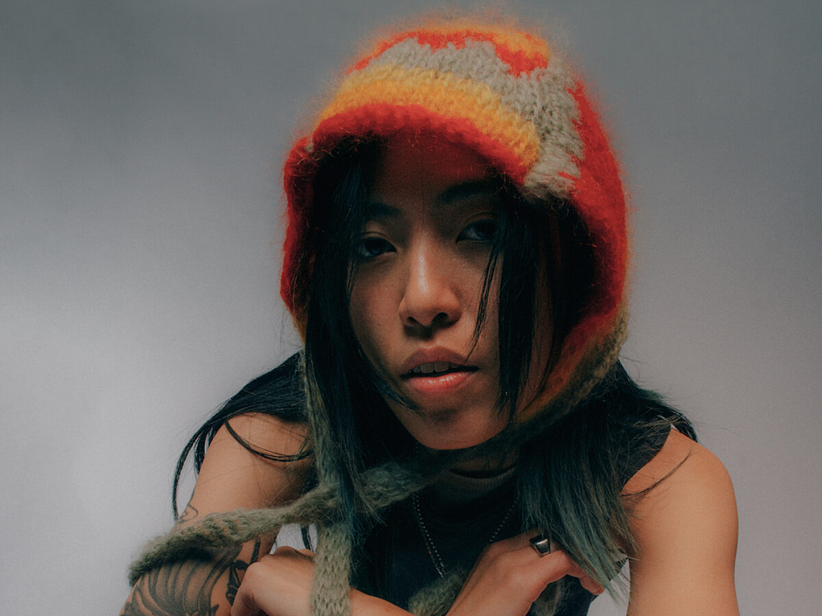 Deb Never announces her latest EP 'THANK YOU FOR ATTENDING' - Vimarsana News
