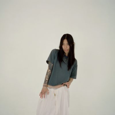 Deb Never shares new single 'Sorry'