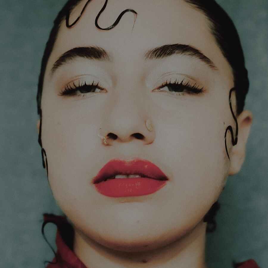 Delilah Holliday unveils new track 'Dimension'