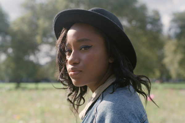 Denai Moore links up with Kwes for a crisp new re-work of 'Detonate'