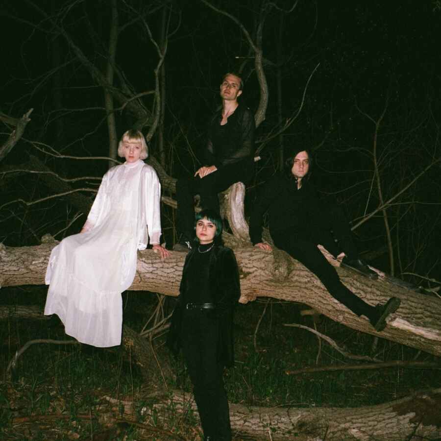 Dilly Dally return! Hear 'I Feel Free' from new album 'Heaven'